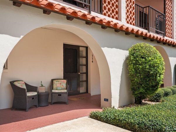 104 S INTERLACHEN AVENUE , Unit 114, WINTER PARK, FL 32789