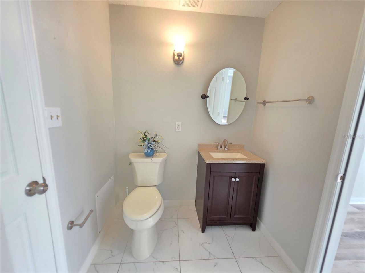 7604 Abbey Lane, Unit 214, Tampa, FL 33617 Photo