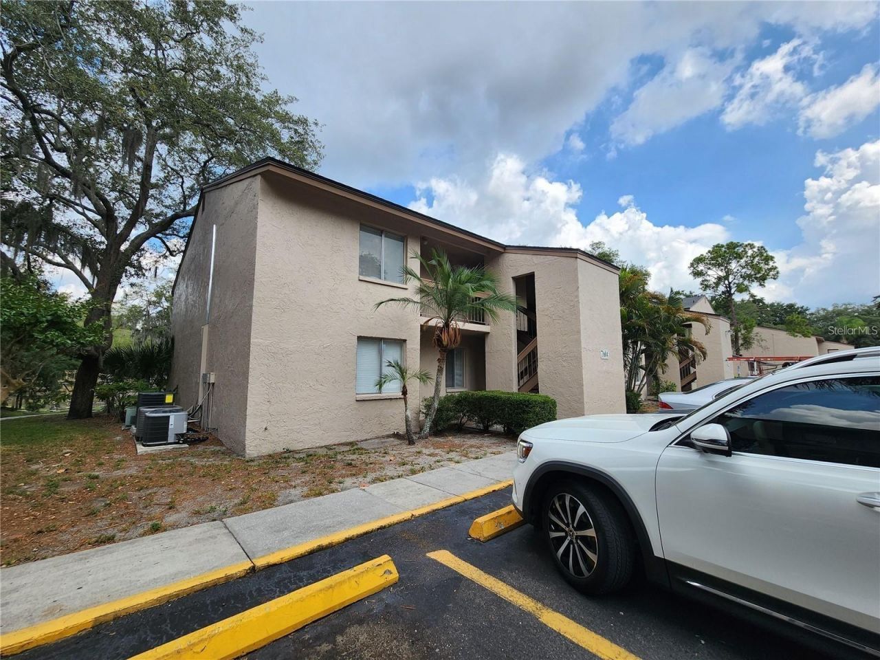 7604 Abbey Lane, Unit 214, Tampa, FL 33617 Photo