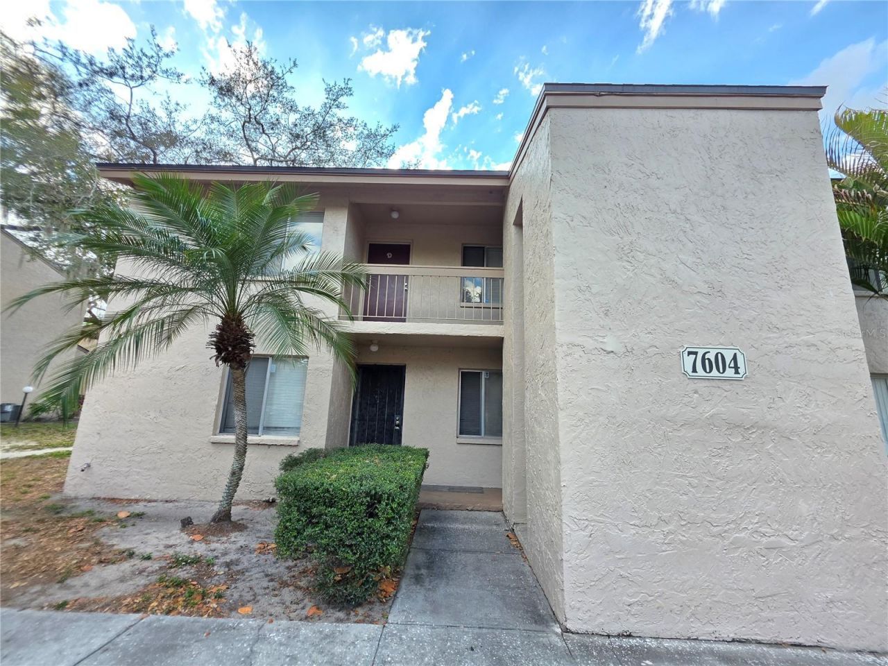 7604 Abbey Lane, Unit 214, Tampa, FL 33617 Photo