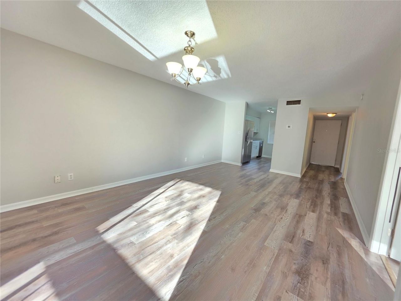 7604 Abbey Lane, Unit 214, Tampa, FL 33617 Photo