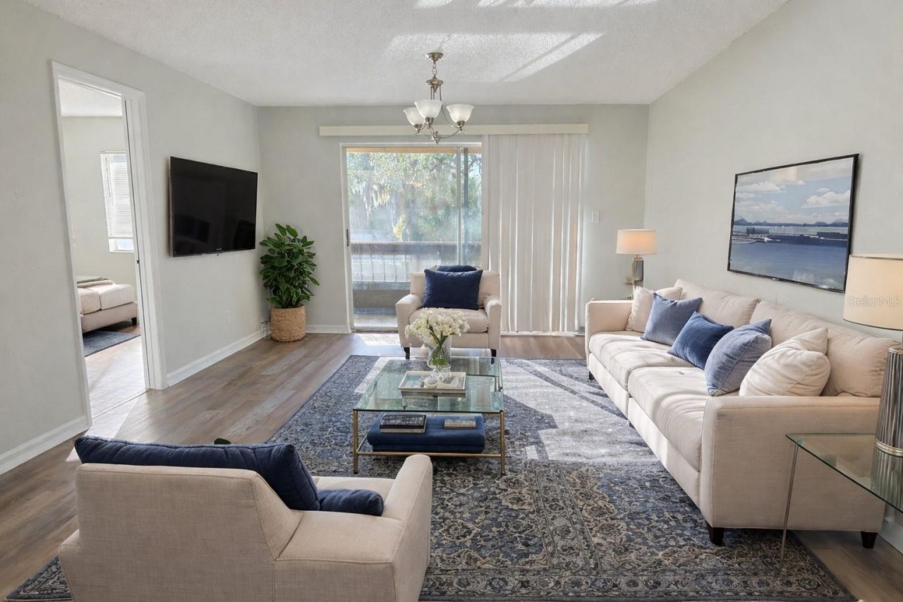 7604 Abbey Lane, Unit 214, Tampa, FL 33617 Photo