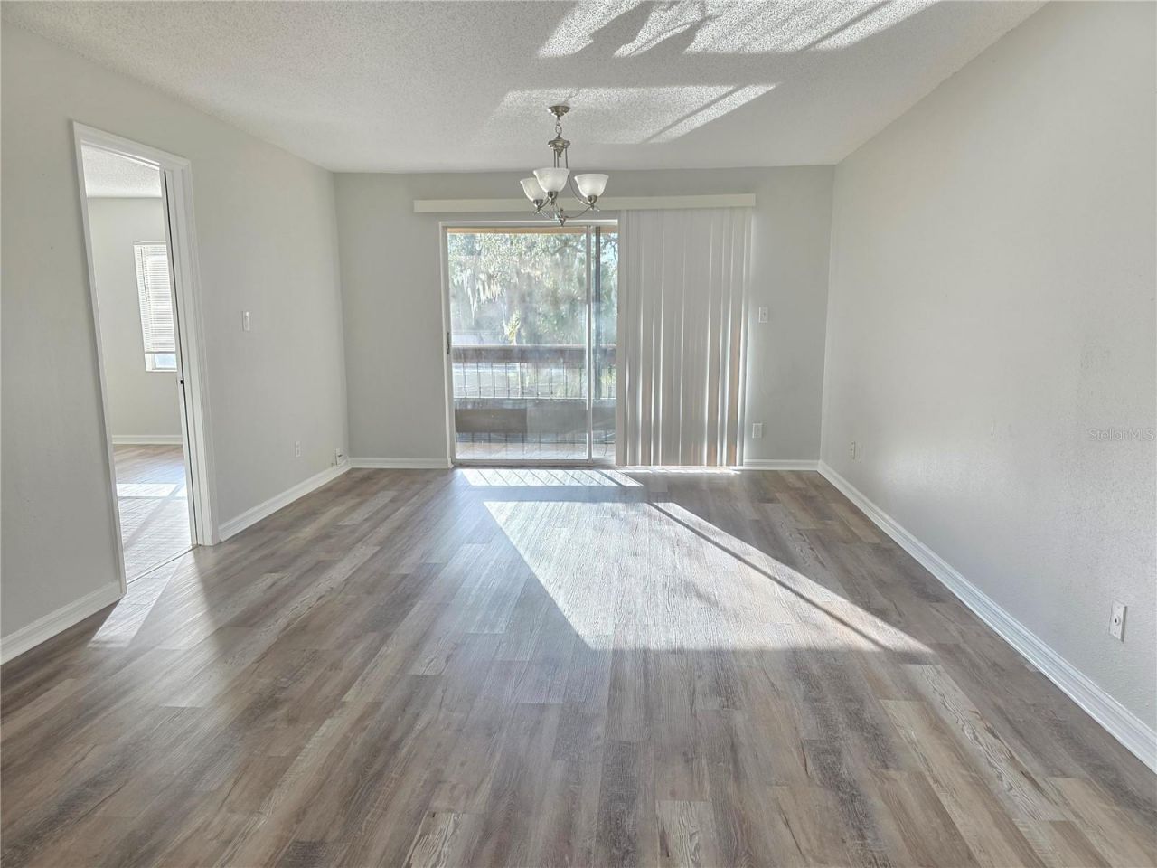 7604 Abbey Lane, Unit 214, Tampa, FL 33617 Photo