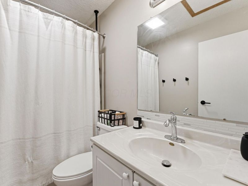 1688 Bennigan Drive, Unit 169A, Hilliard, OH 43026 Photo 13