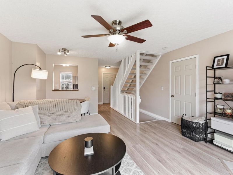 1688 Bennigan Drive, Unit 169A, Hilliard, OH 43026 Photo 3