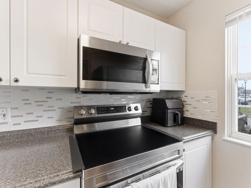 1688 Bennigan Drive, Unit 169A, Hilliard, OH 43026 Photo 8