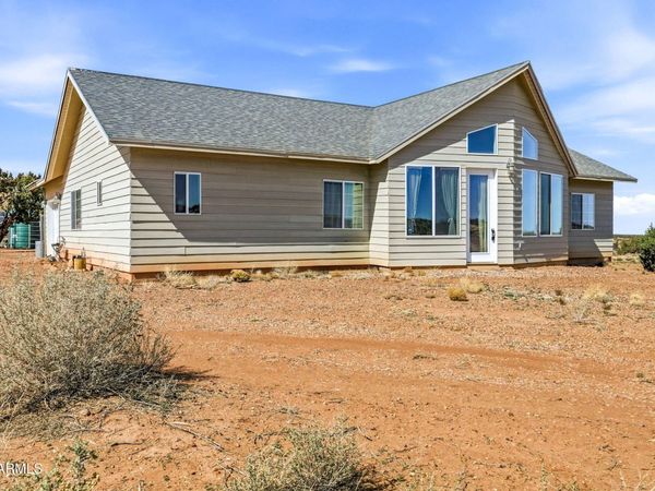 77 N8543, Concho, AZ 85924