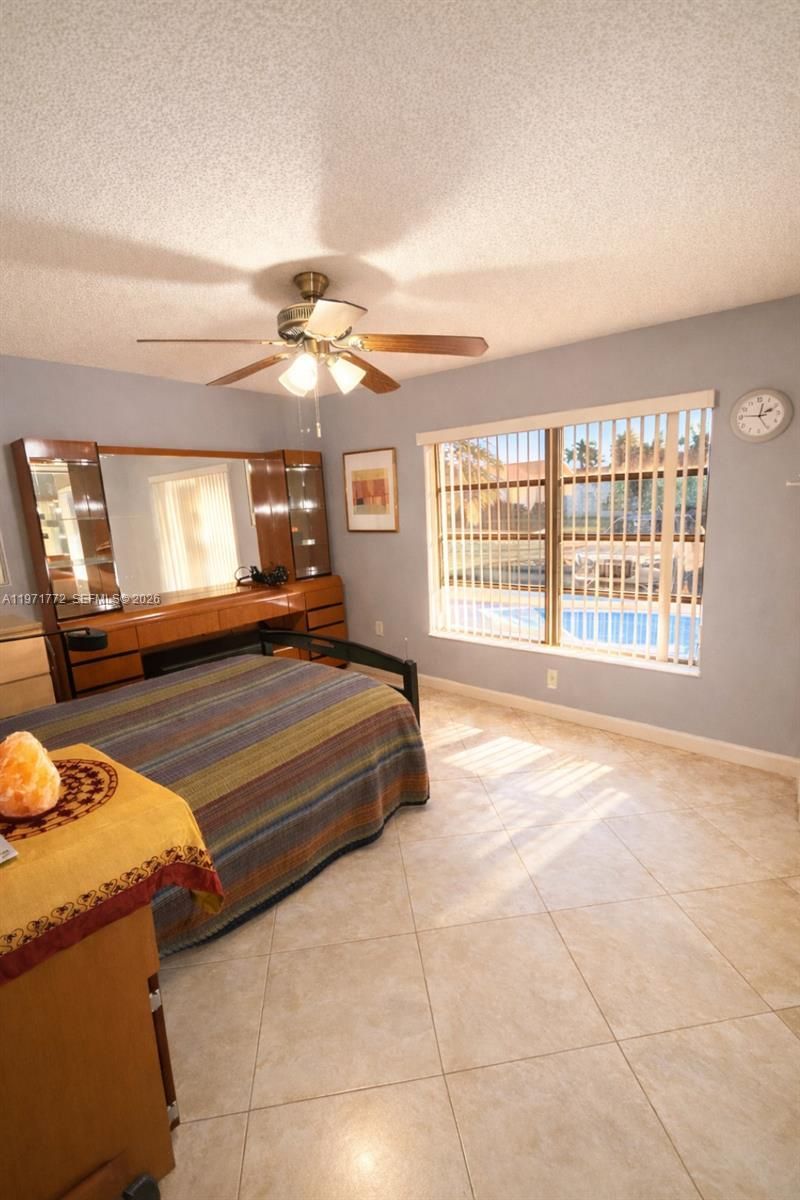 11827 NW 39th St, Sunrise, FL 33323 Photo