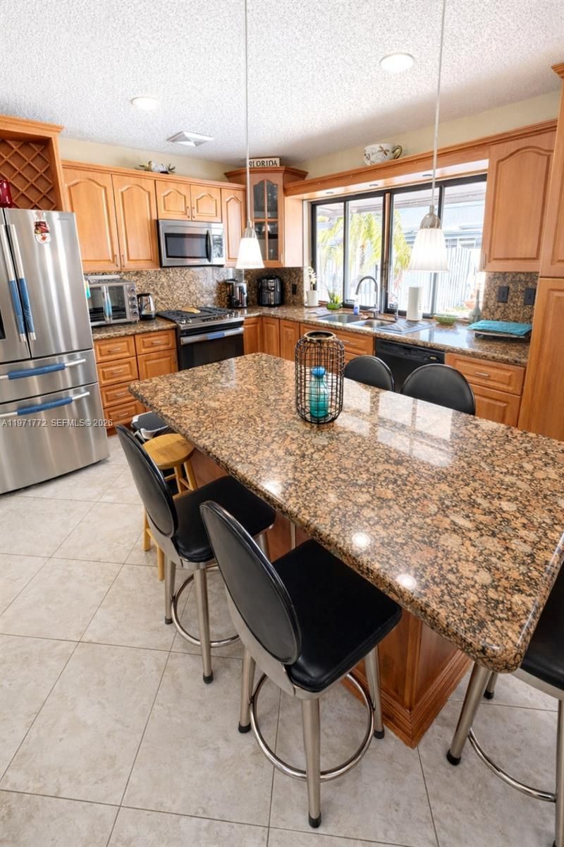 11827 NW 39th St, Sunrise, FL 33323 Photo