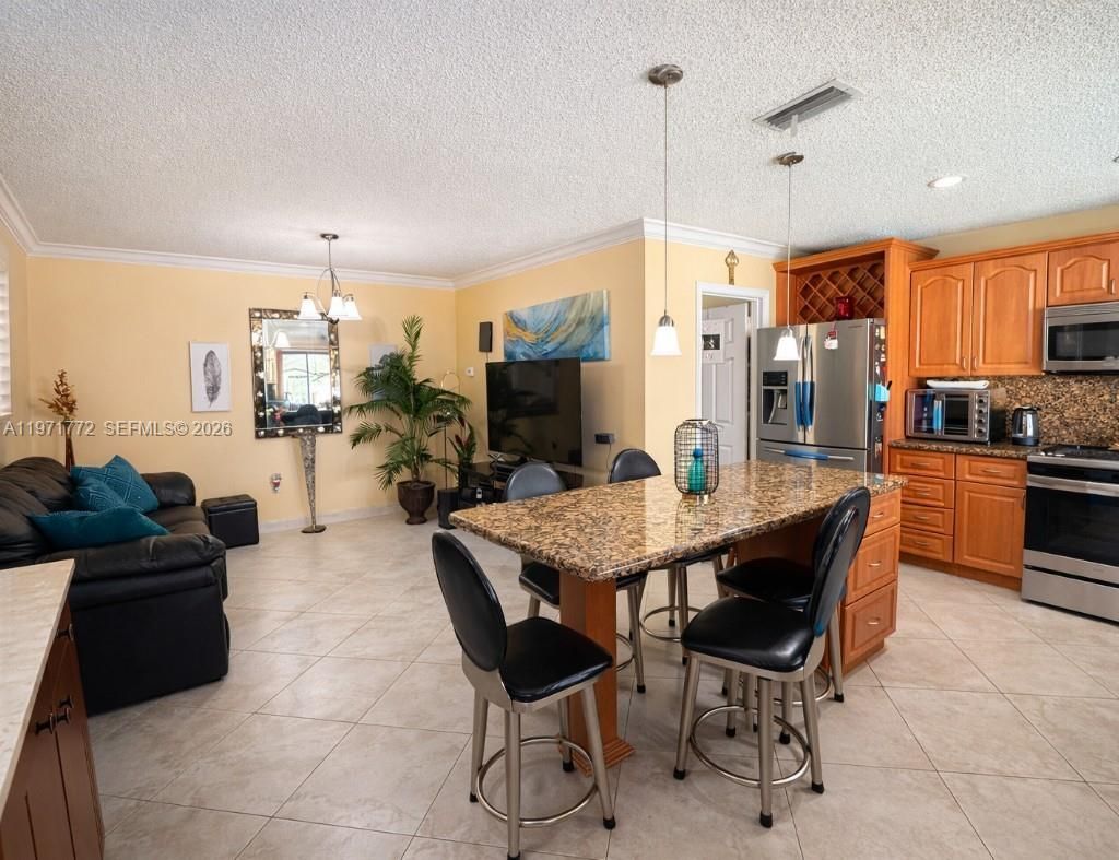 11827 NW 39th St, Sunrise, FL 33323 Photo