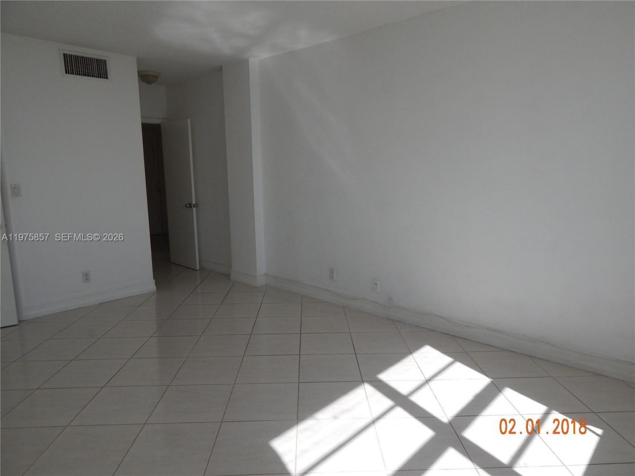 1455 N Treasure Dr, Unit 4L, North Bay Village, FL 33141 Photo