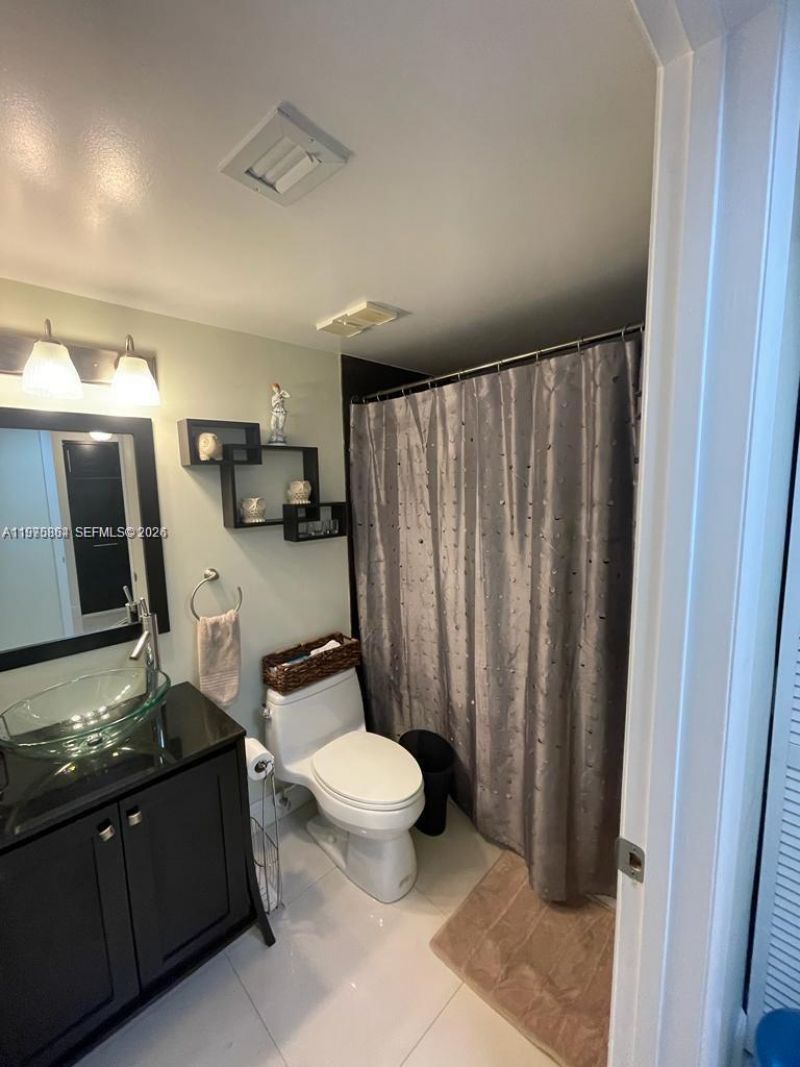 800 N Miami Ave , Unit E-408, Miami, FL 33136 Photo