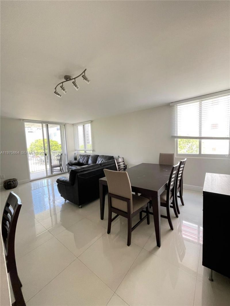 800 N Miami Ave, Unit E-408, Miami, FL 33136 Photo