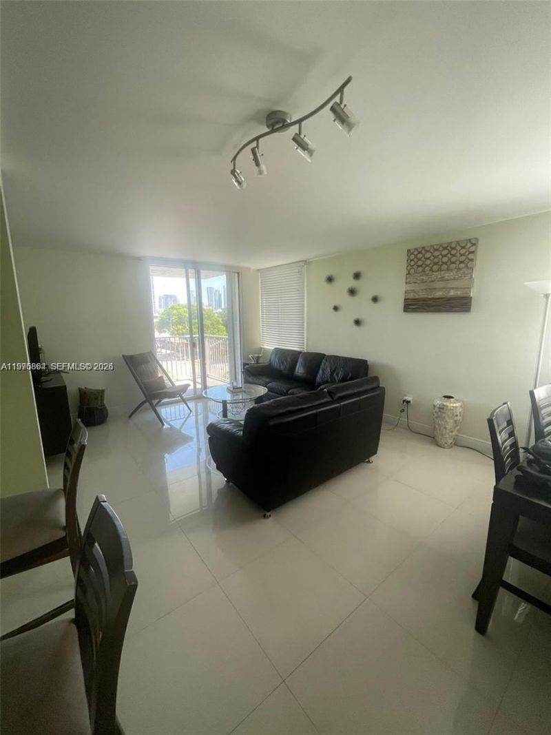 800 N Miami Ave , Unit E-408, Miami, FL 33136 Photo