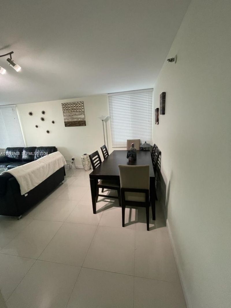 800 N Miami Ave , Unit E-408, Miami, FL 33136 Photo