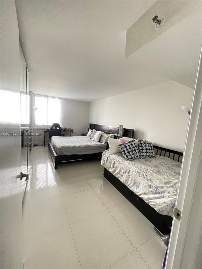 800 N Miami Ave, Unit E-408, Miami, FL 33136 Photo