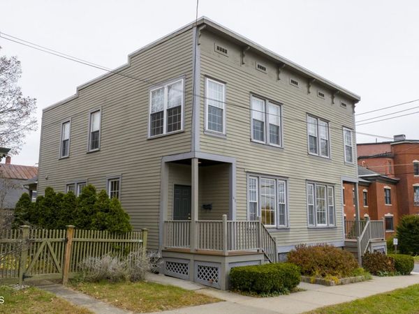 39 Walton Street, Saratoga Springs, NY 12866