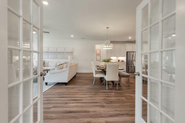 271 Huguenot Trail Photo 27