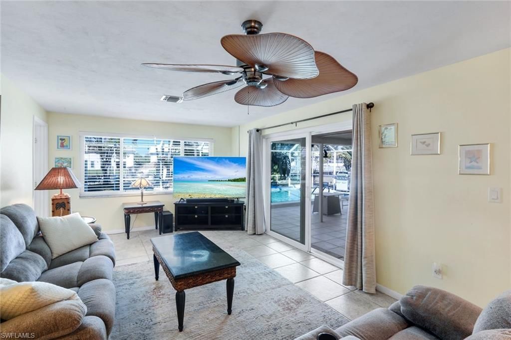 5201 Willow Ct, Cape Coral, FL 33904 Photo