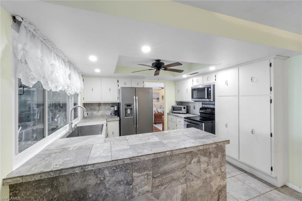 5201 Willow Ct, Cape Coral, FL 33904 Photo