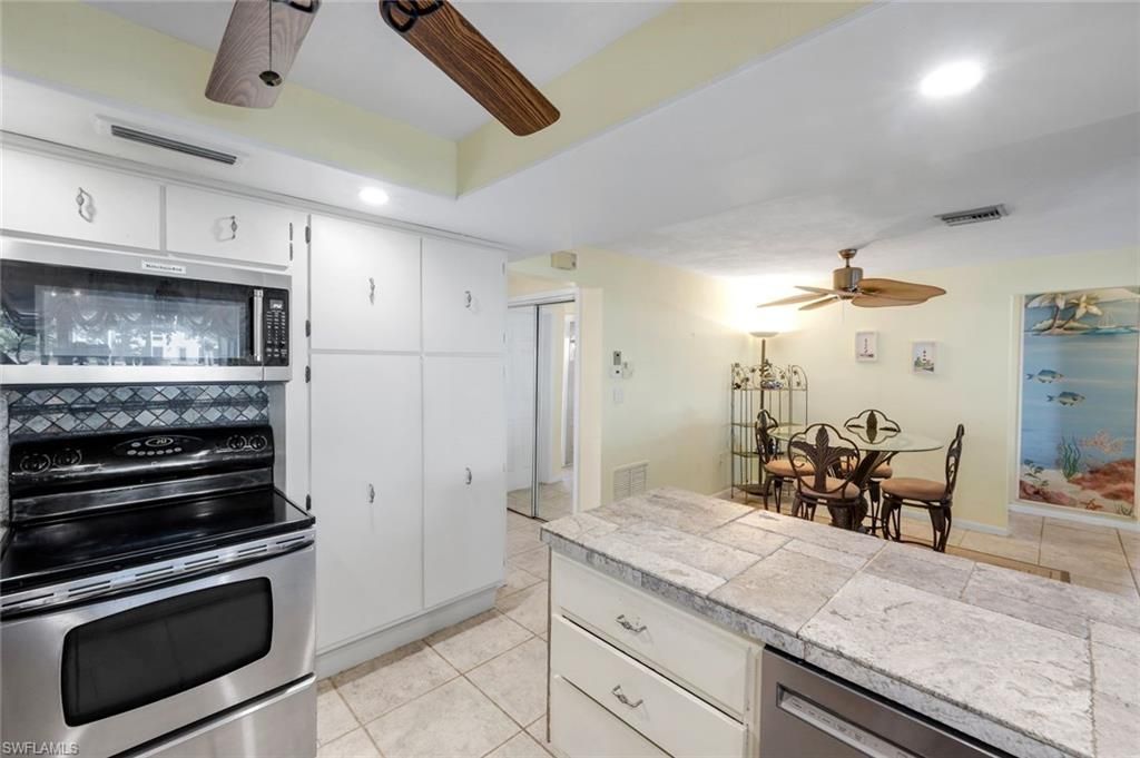 5201 Willow Ct, Cape Coral, FL 33904 Photo