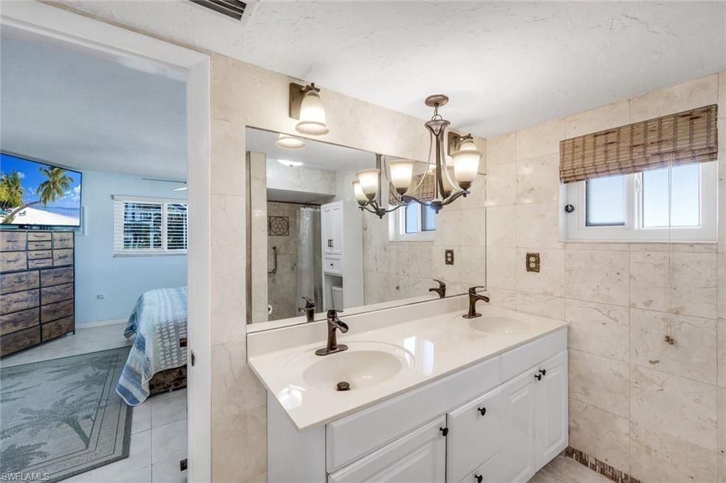 5201 Willow Ct, Cape Coral, FL 33904 Photo