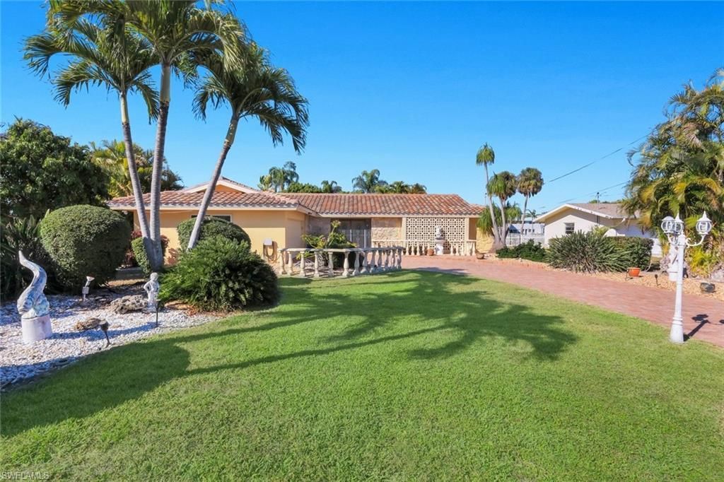 5201 Willow Ct, Cape Coral, FL 33904 Photo