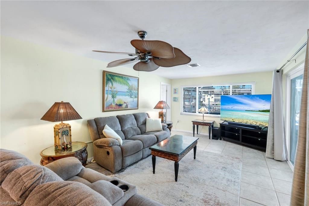 5201 Willow Ct, Cape Coral, FL 33904 Photo