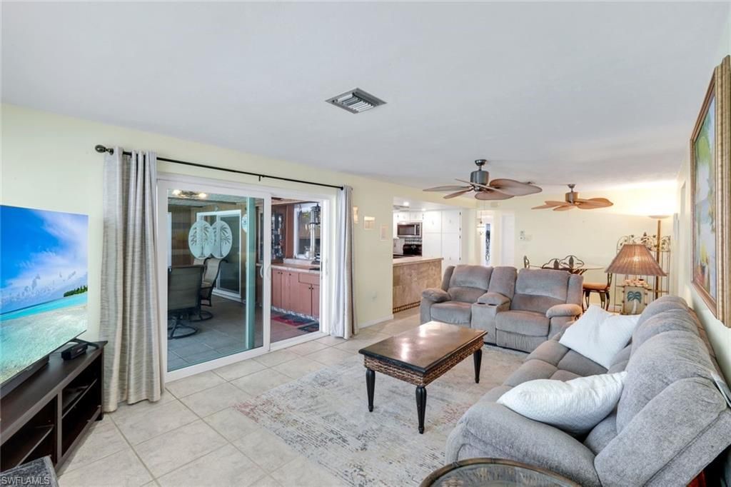 5201 Willow Ct, Cape Coral, FL 33904 Photo