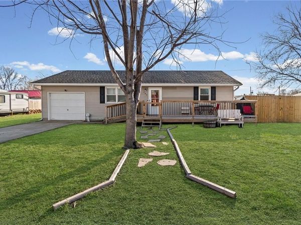 205 N Coats Street, Norborne, MO 64668