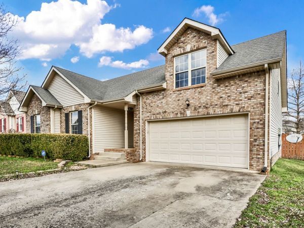 3260 Veranda Cir, Clarksville, TN 37042