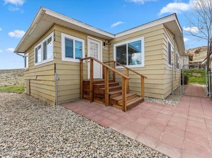 384 Loster Way, Sun Valley, NV 89433 Photo