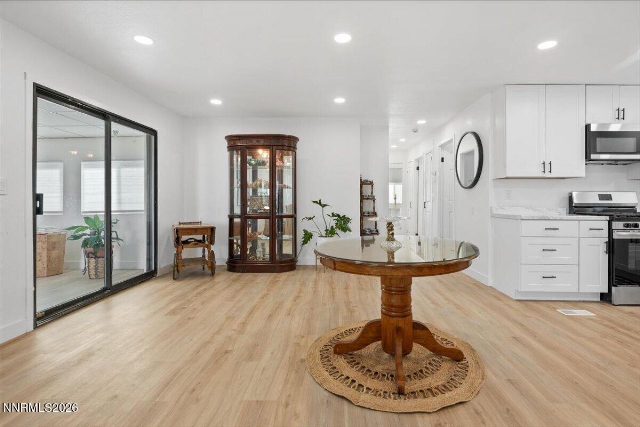 384 Loster Way, Sun Valley, NV 89433 Photo