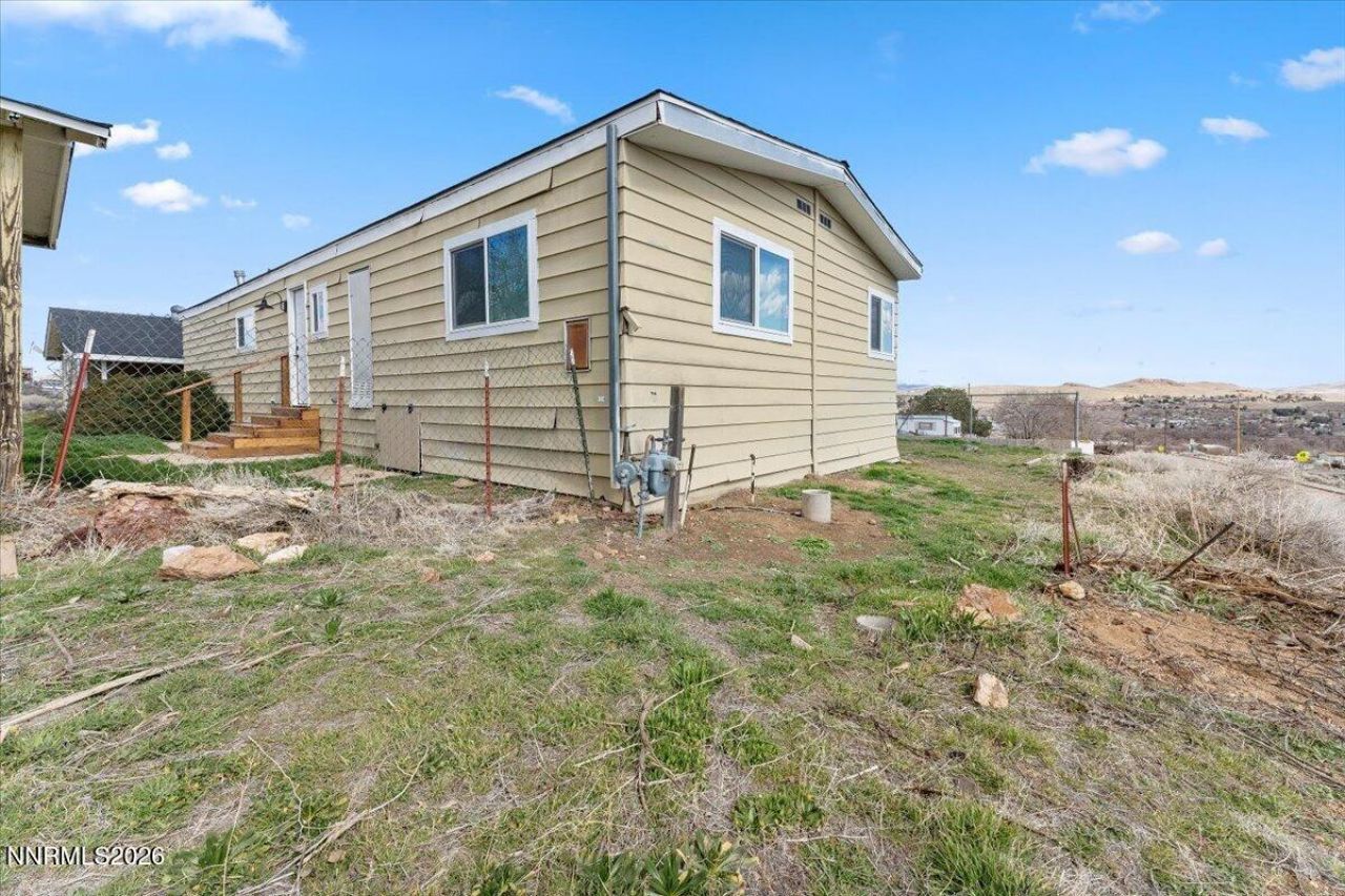 384 Loster Way, Sun Valley, NV 89433 Photo