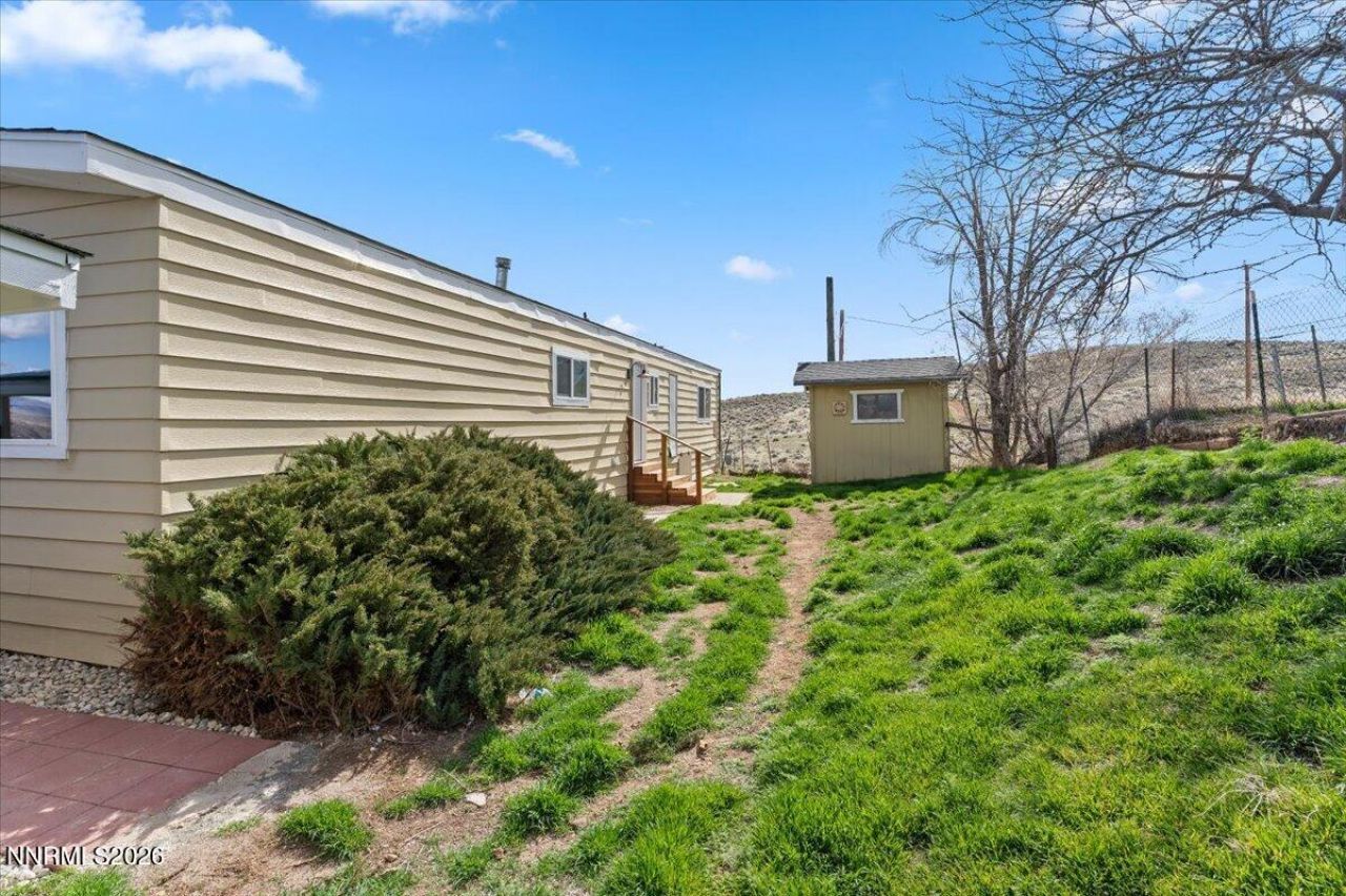 384 Loster Way, Sun Valley, NV 89433 Photo