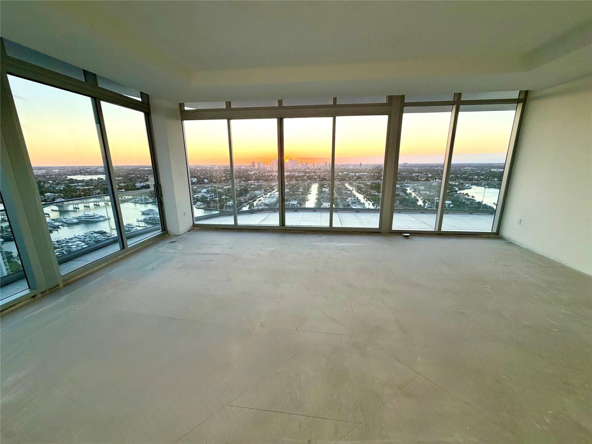 153 N Seabreeze Boulevard, Unit PH 2601-S, Fort Lauderdale, FL 33304 Photo