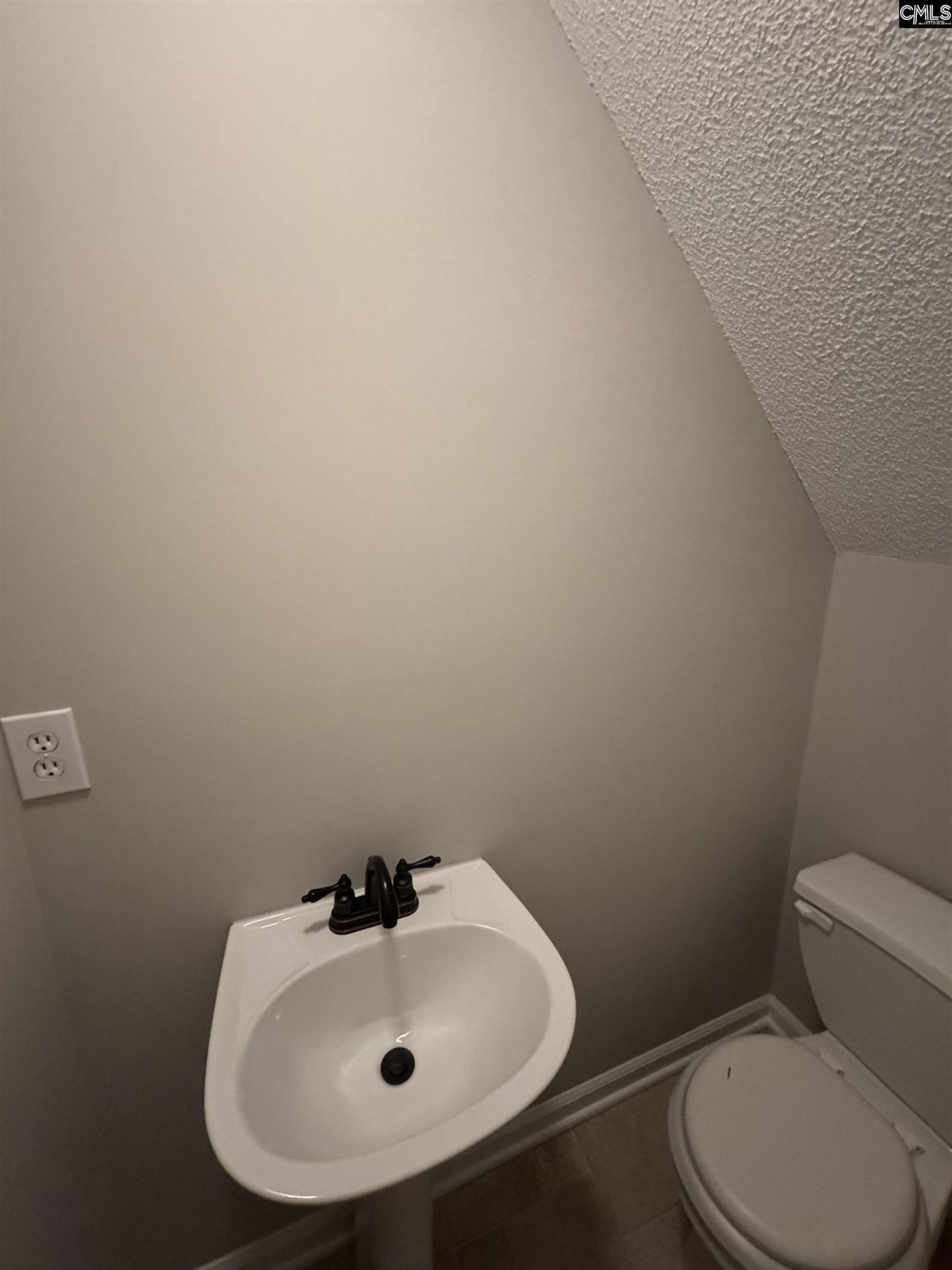 102 Wisteria Way  Photo 19