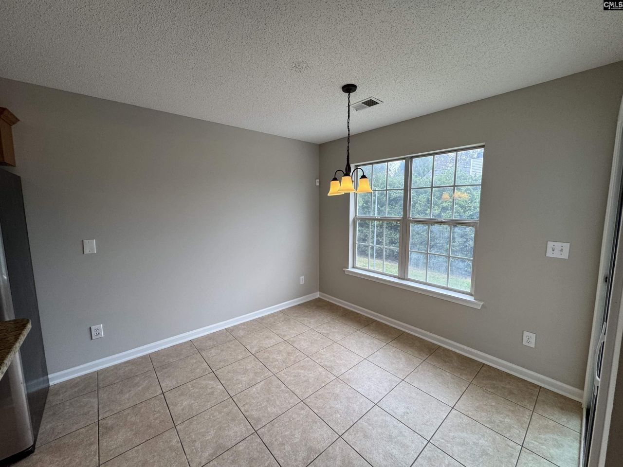 102 Wisteria Way  Photo 7