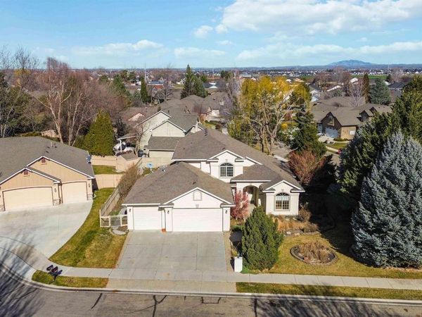 4550 W Brassie Ct, Meridian, ID 83646