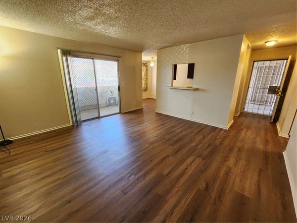2773 Sidewinder Lane , Unit B, Las Vegas, NV 89121