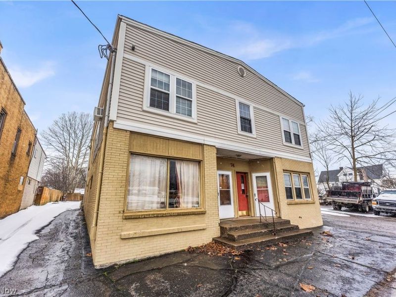 72 Northfield Road, Unit 2, Bedford, OH 44146 Photo 2