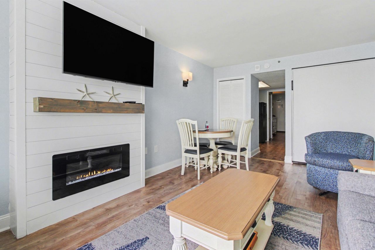 2401 S Ocean Blvd.  Photo 17