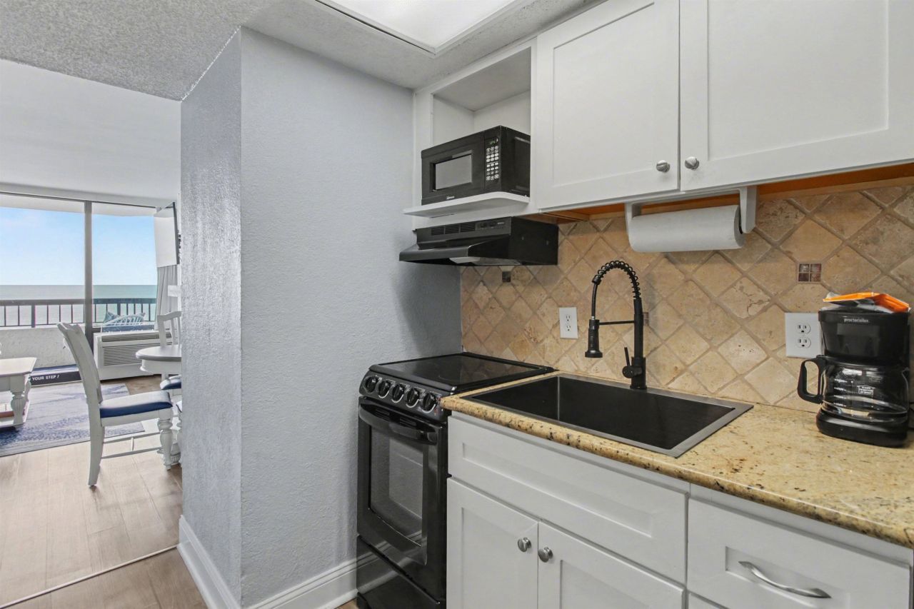 2401 S Ocean Blvd.  Photo 8