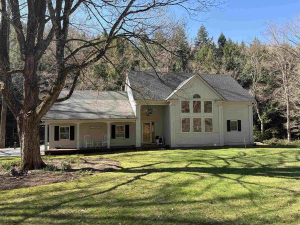 300 Route 121, Grafton, VT 05146