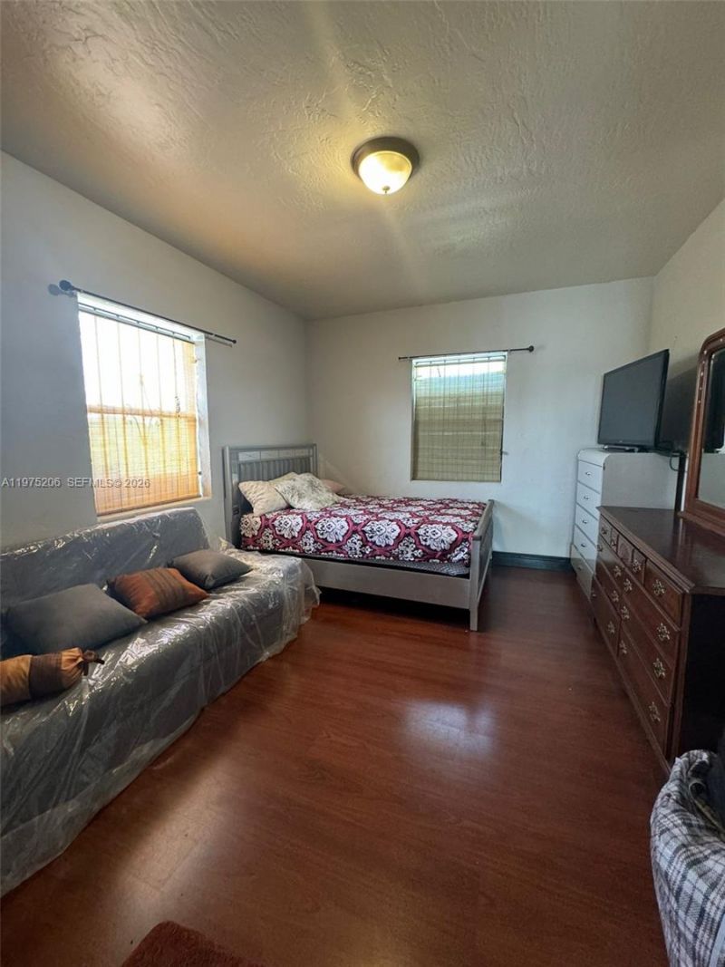 1943 NW 72nd St , Miami, FL 33147 Photo