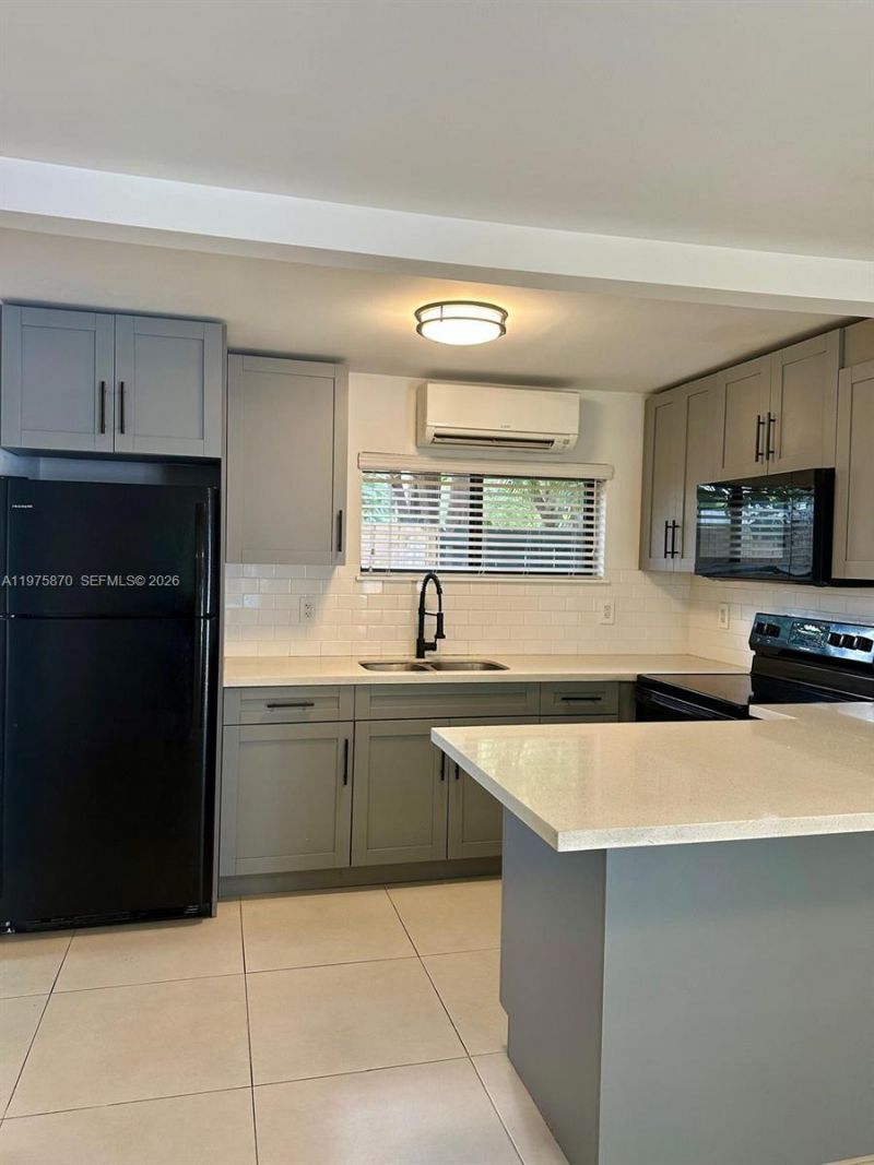 Please Call For Address, Unit D, Miami, FL 33181 Photo