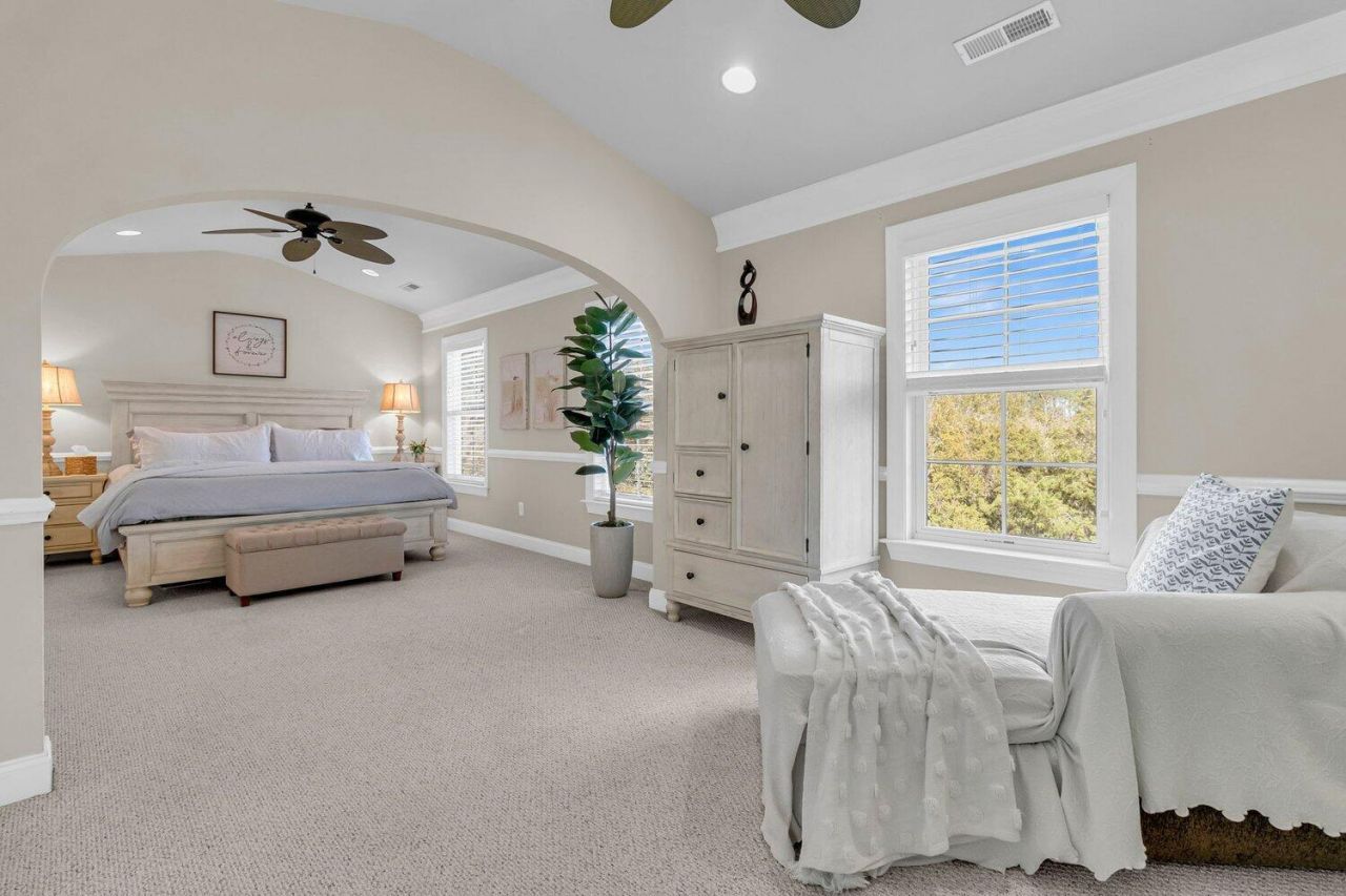 3552 Bagley Drive Photo 4