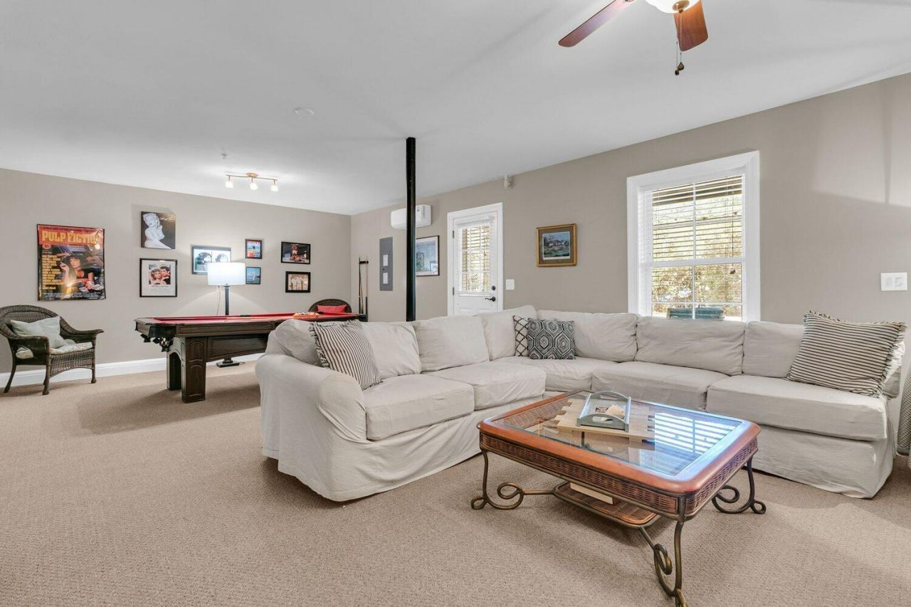 3552 Bagley Drive Photo 6