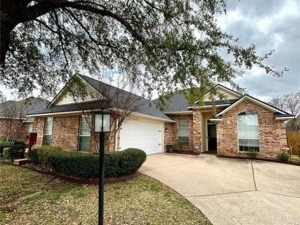 3306 Colonial Drive, Bossier City, LA 71111