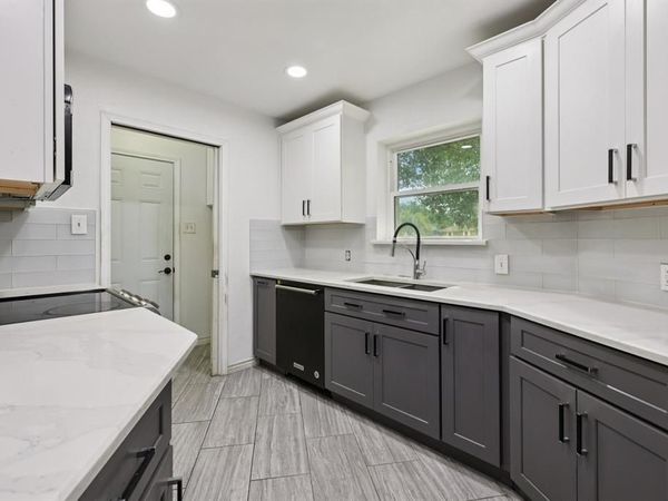 2417 Meadow Court, Bedford, TX 76021